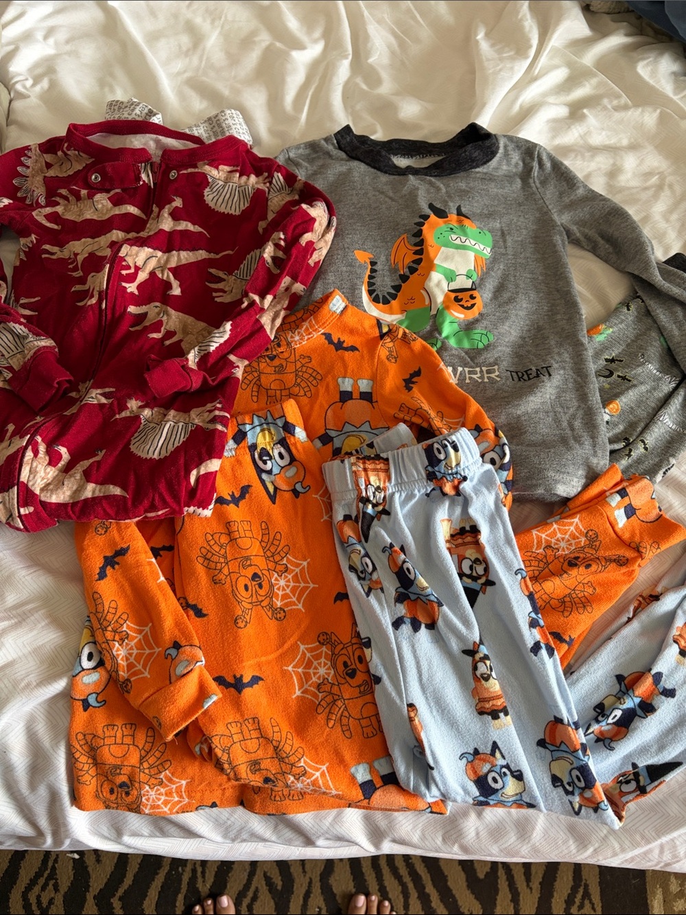 Children's Halloween Pajama Sets Dinosaurs & Bluey - 5